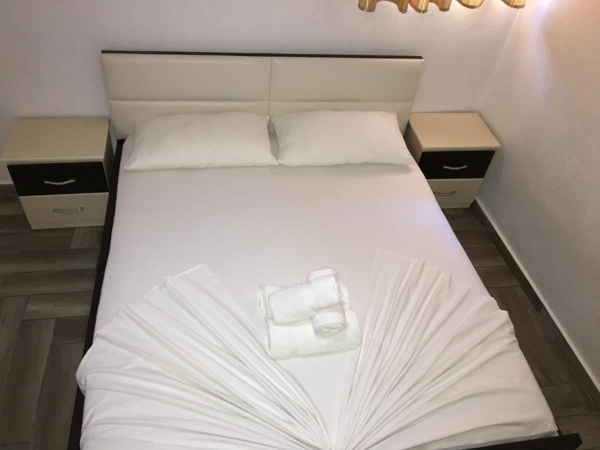 Kreshnik Apartments Ксамил Екстериор снимка
