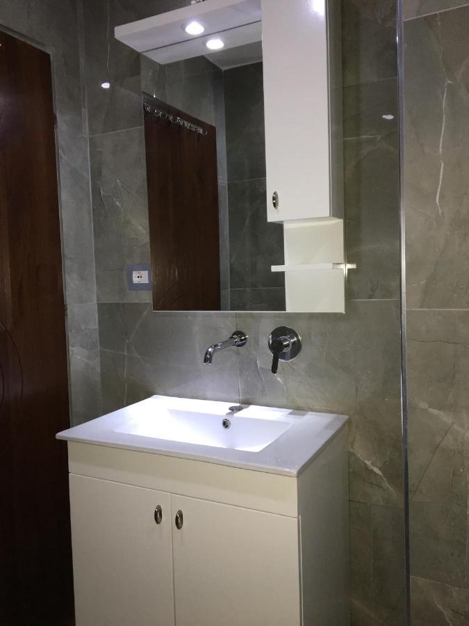 Kreshnik Apartments Ксамил Екстериор снимка